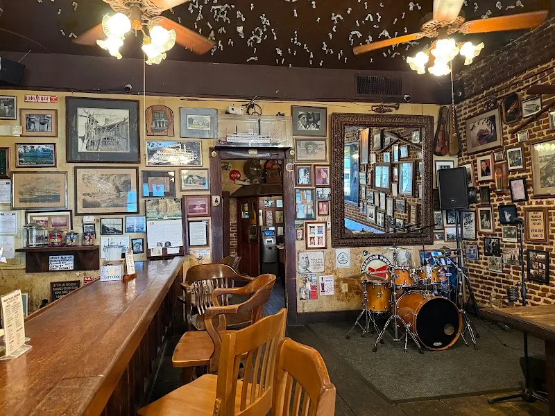 Under-the-Hill Saloon