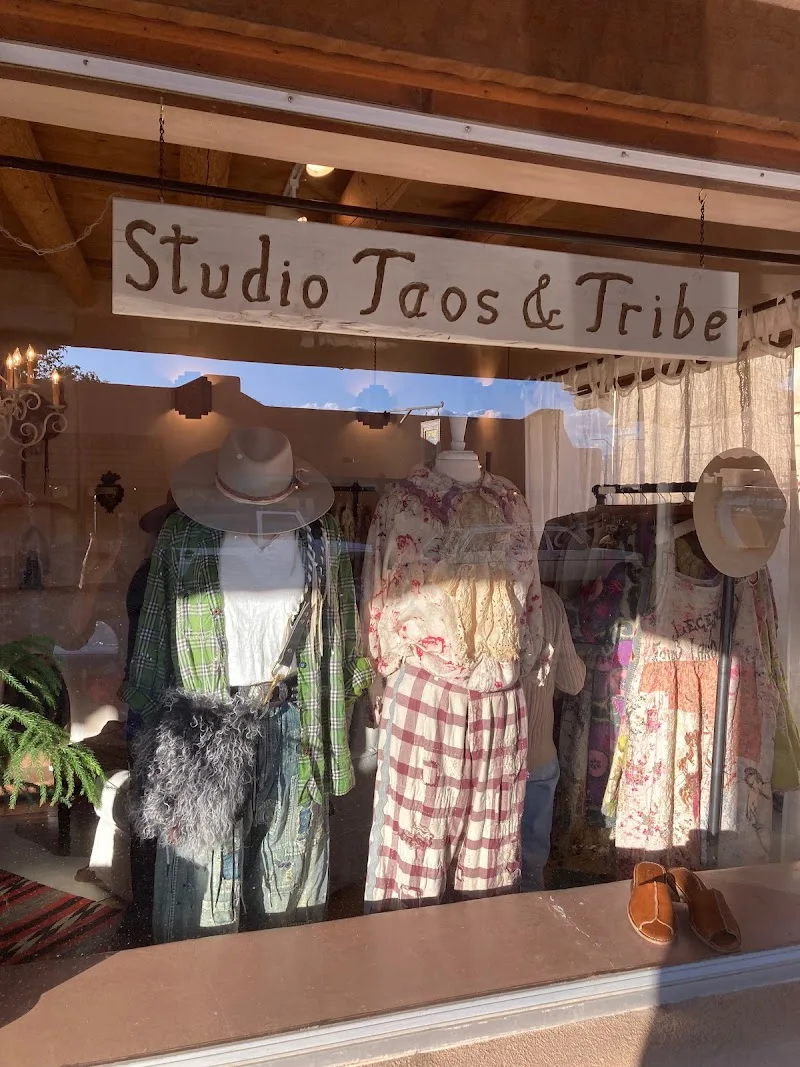 Taos & Tribe