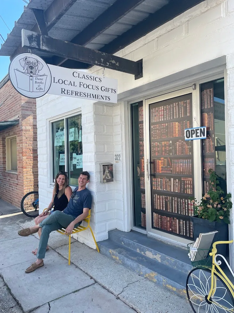 Dane Books & Gifts
