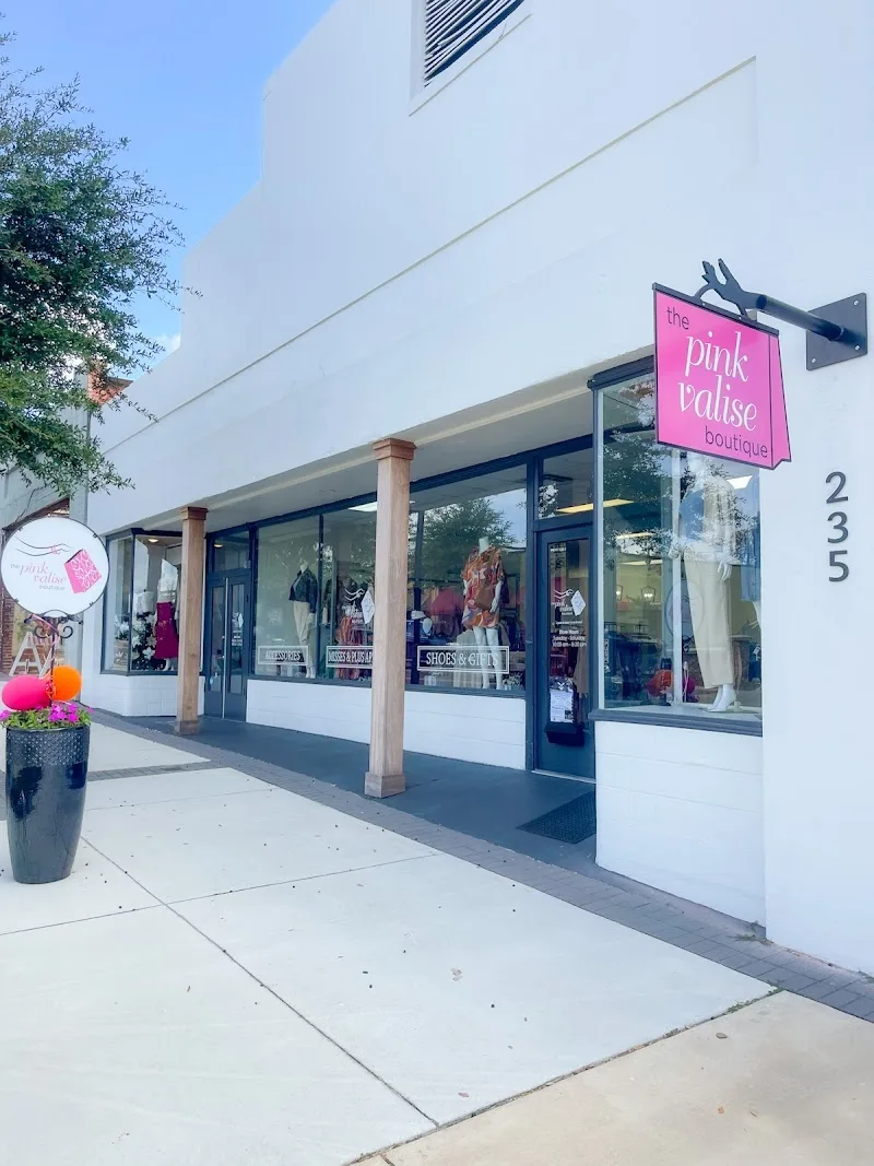 The Pink Valise Boutique